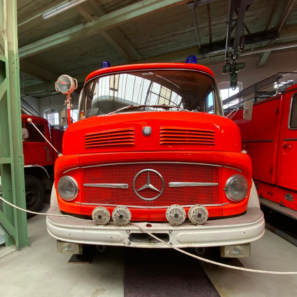 Einsatzfoto Am Montag, den 02. Mai war das Team der Brandschutzerziehung zum Brandschutzplenum im Feuerwehrmuseum in Stuttgart-Münster eingeladen.